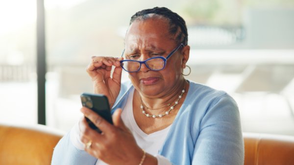10 Reasons Boomers Struggle With New Technology (And How To Help)
