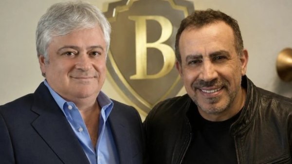 Haluk Levent’i iş in