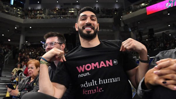 Basketball: Trans-Debatte eskaliert – WNBA weist Kanter Freedom zurück
