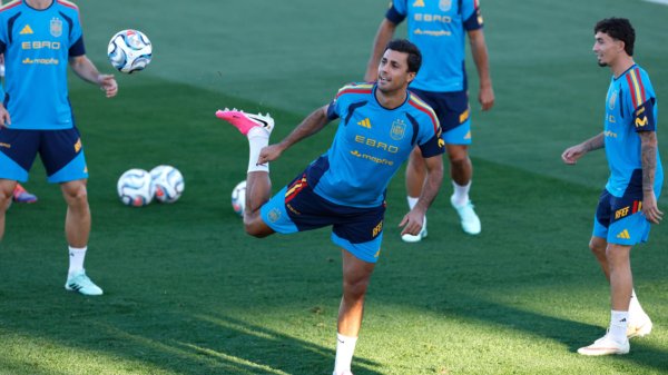 Rodri, Madrid derbisi tartışmasına değindi: Hakem hataları 38 maçlık bir ligi belirlemez
