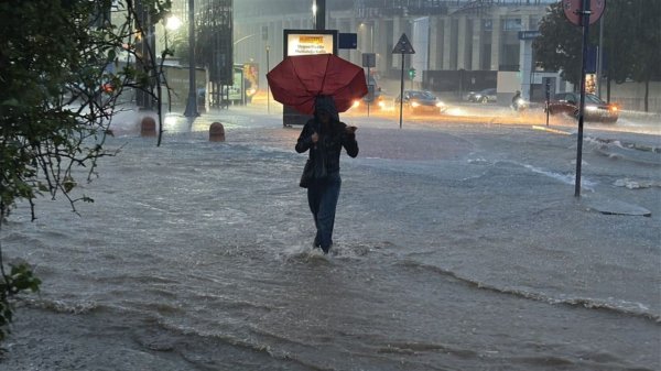 İstanbul’da sağanak, hayatı felç etti: Bazı ilçelerde yağış 200 kilogramı aştı