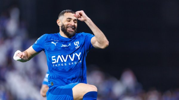 A surprise on the way: could Trabzon bring together Salah and Benzema?