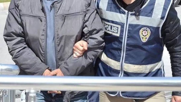'Büyü bozma' vaadiyle 794 bin lira dolandırdılar: 1 kişi tutuklandı