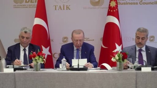 Erdoğan: Türkiye'yi şoklara dayanıklı, verimlilik odaklı bir ekonomi haline getiriyoruz