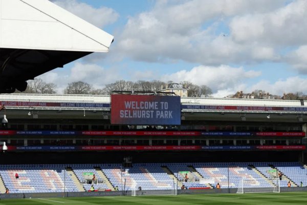 US billionaire owners of Crystal Palace explore sale, FT reports