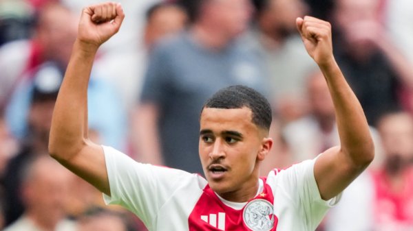 AD: Ajax talent Ouazane make definitive choice between the Netherlands and Morocco
