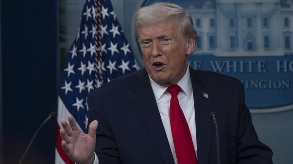 Trump urges Fed to cut rates, says US should have worldâs lowest borrowing costs