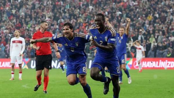 Galatasaray'da Michael Kayode transferi! Pazarlıkta Singo detayı