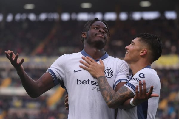 Report â Inter Set to Tie German Defender Down to New Contract