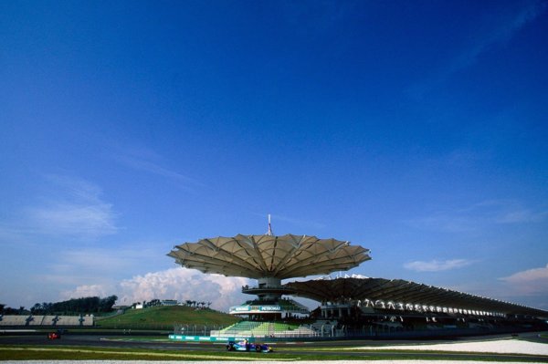 Resmi: Formula 1 Sepang’a dönüyor, Bahreyn GP Malezya’da düzenlenecek!